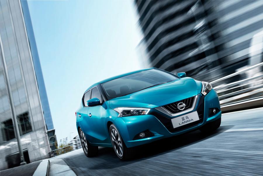  Nissan Lannia 2015 года  (фото 14 из 20)